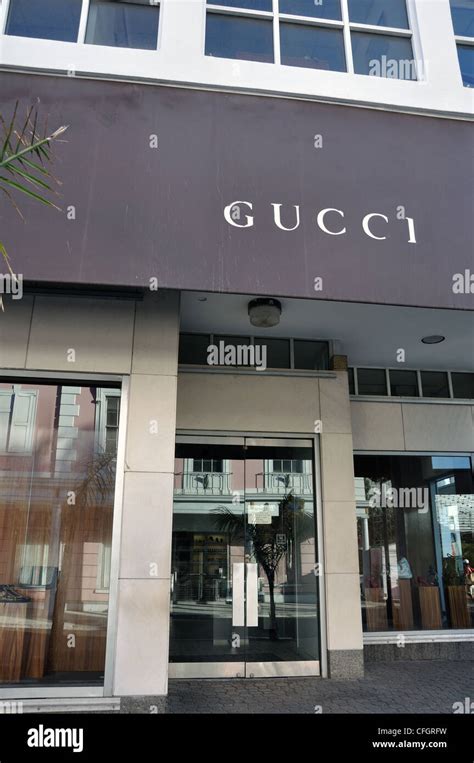 gucci nassau hours|Gucci shoulder bag locations.